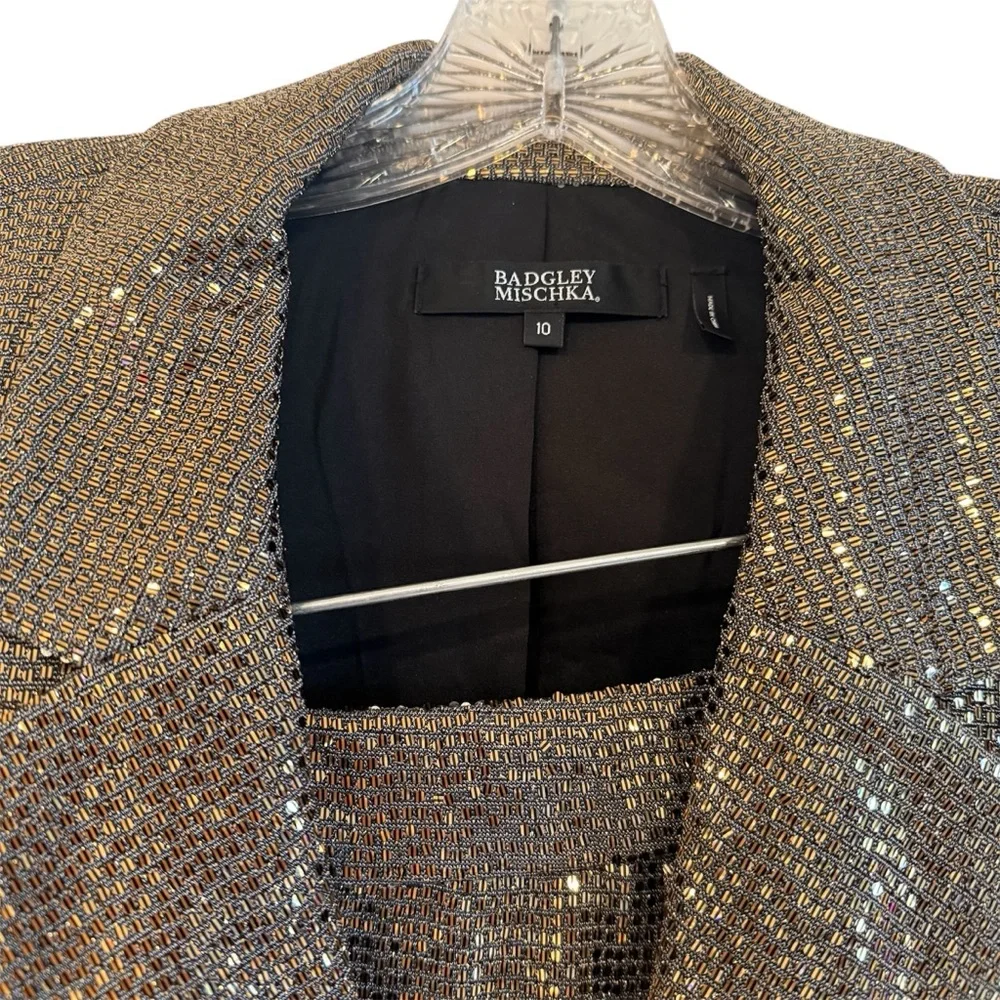 Badgley Mischka Gold Sequin Embellished Belted Blazer‎ & Matching Trousers Set - Picture 2 of 15